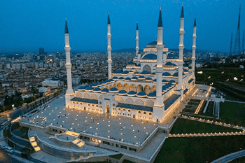 Büyük Çamlıca Camii