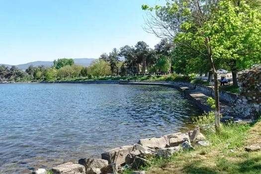 İznik Gölü Kenarı